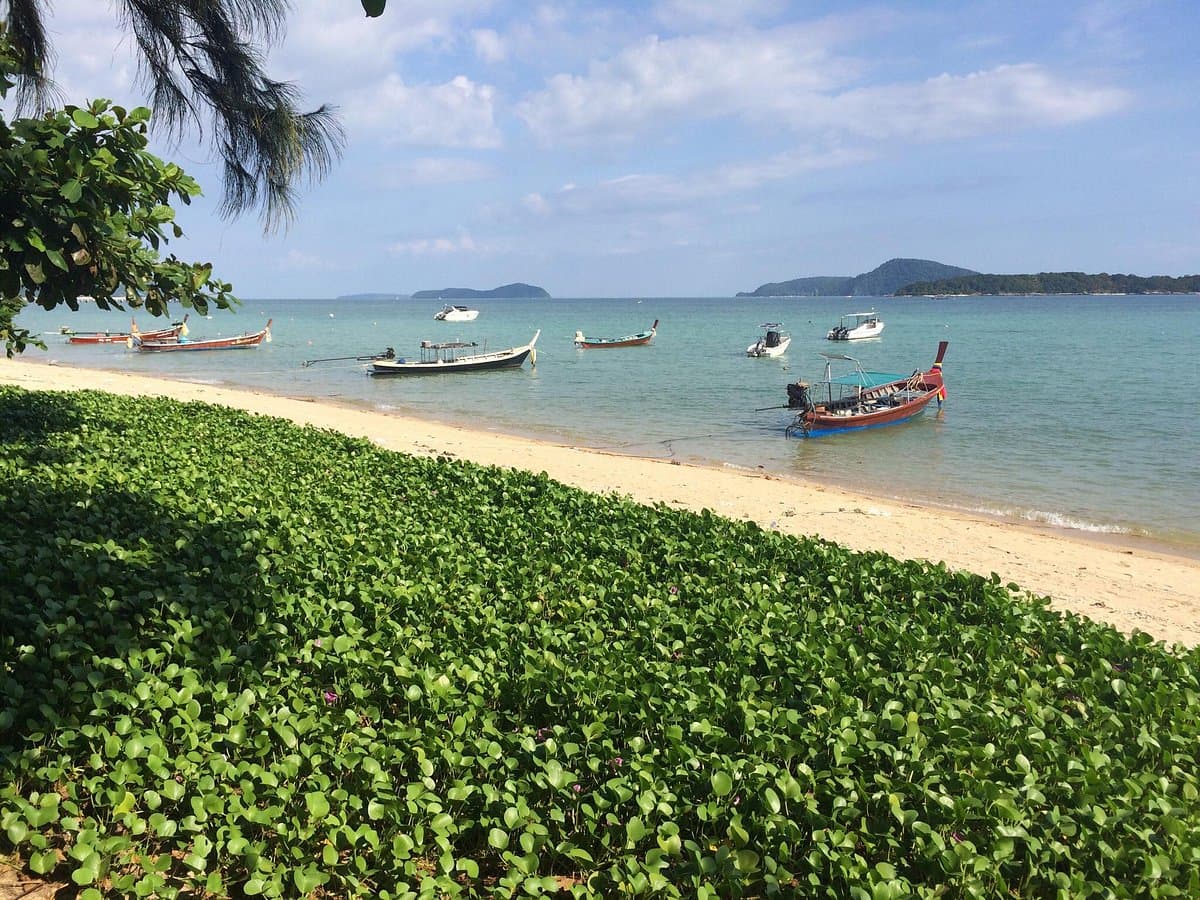 หาดราไวย์